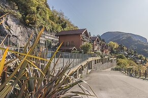 The Patio Over Varenna