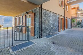 The Patio Over Varenna