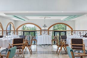 Birun Ada Hotel