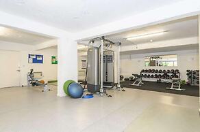 Leeds - Sleeps 4 - Pet Friendly - Parking - Gym