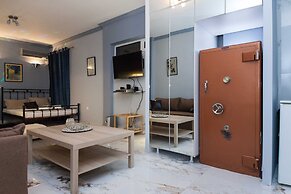 Modern Athenian City Center Studio
