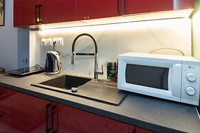 Modern Athenian City Center Studio