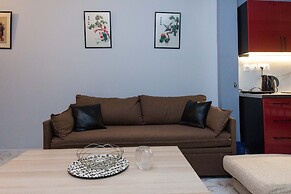 Modern Athenian City Center Studio