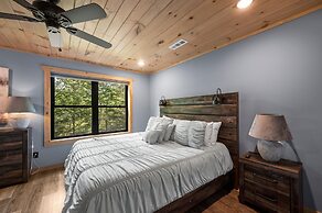 Haven 2 Bedroom Cabin by RedAwning