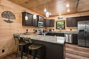 Haven 2 Bedroom Cabin by RedAwning