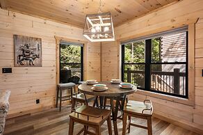 Haven 2 Bedroom Cabin by RedAwning