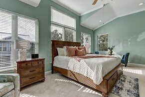 2142 Cape Sound 3 Bedroom Condo by RedAwning