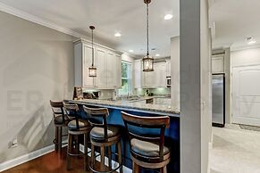 2142 Cape Sound 3 Bedroom Condo by RedAwning