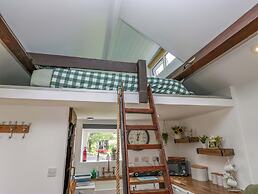 High Wreah Bolt Hole