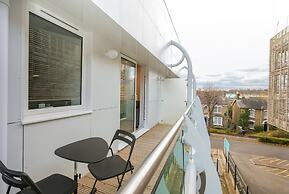 Skyvillion - Tower Point Enfield 2bed Wbalcony