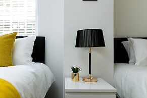 Skyvillion - Tower Point Enfield 2bed Wbalcony