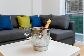 Skyvillion - Tower Point Enfield 2bed Wbalcony