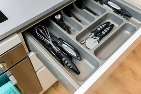 Skyvillion - Tower Point Enfield 2bed Wbalcony