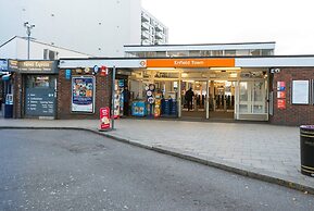 Skyvillion - Tower Point Enfield 2bed Wbalcony