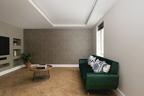 Skyvillion -4bed Cozy Cockfosters Apt Mins To Tube