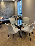 Skyvillion -4bed Cozy Cockfosters Apt Mins To Tube