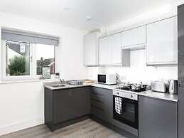 Skyvillion -vineyard Court- Enfield 1bed With Balcony