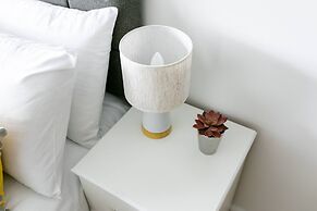 Skyvillion 2bed Enfield Flat W Balcony - Parking