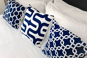 Skyvillion - Tower Point Enfield 1bed Wbalcony