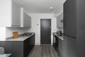 Skyvillion -vineyard Court- Enfield 1-bed Wgarden