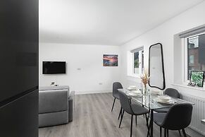 Skyvillion -vineyard Court- Enfield 1-bed Wgarden