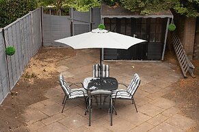 Skyvillion - Cozy 2 Bed Cottage In East Finchley