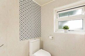 Skyvillion - Cozy 2 Bed Cottage In East Finchley