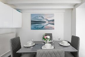 Skyvillion - Cozy 2 Bed Cottage In East Finchley