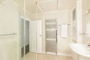 Skyvillion - Cozy 2 Bed Cottage In East Finchley