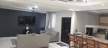 Lovely 2-bedroom and 2 Bathroom Apartment