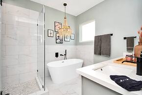 The Oasis Checkmate HTX Rooftop