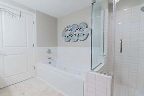 Palisade Palms Oceanfront Condo 5-star Amenities