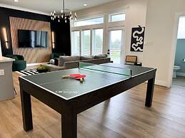 Paradise Palace Best Rooftop in HTX w Hot Tub