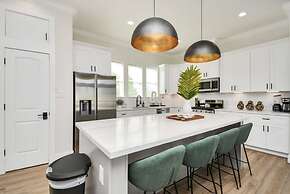 Paradise Palace Best Rooftop in HTX w Hot Tub