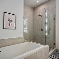 Urban Jungle Retreat in the HTX Skyline