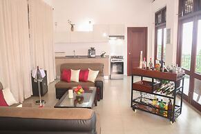 Holistic Villas Hills