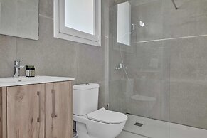 Phaedrus Living Eolus Residences Hera