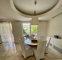 Gorgeous Family Pool Villa In Gocek