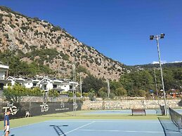 Gorgeous Family Pool Villa In Gocek