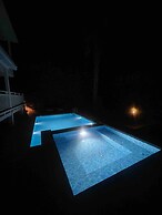 Gorgeous Family Pool Villa In Gocek