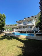 Gorgeous Family Pool Villa In Gocek