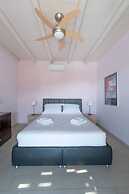 Relax Joy Villa - Easy Beach Access 150m Away