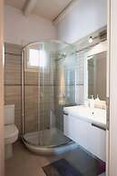 Relax Joy Villa - Easy Beach Access 150m Away