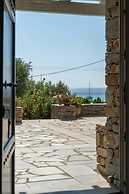 Relax Joy Villa - Easy Beach Access 150m Away