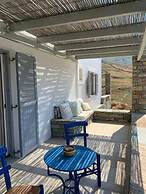 Relax Joy Villa - Easy Beach Access 150m Away