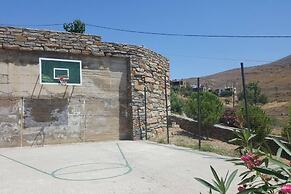 Relax Joy Villa - Easy Beach Access 150m Away