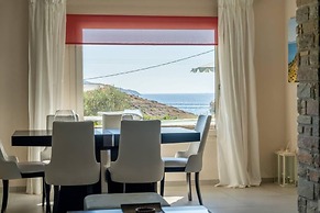 Relax Joy Villa - Easy Beach Access 150m Away