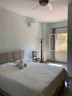 Relax Joy Villa - Easy Beach Access 150m Away