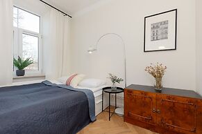 Atmospheric Apartment by Renters