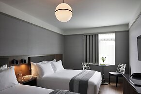 Melrose Hotel